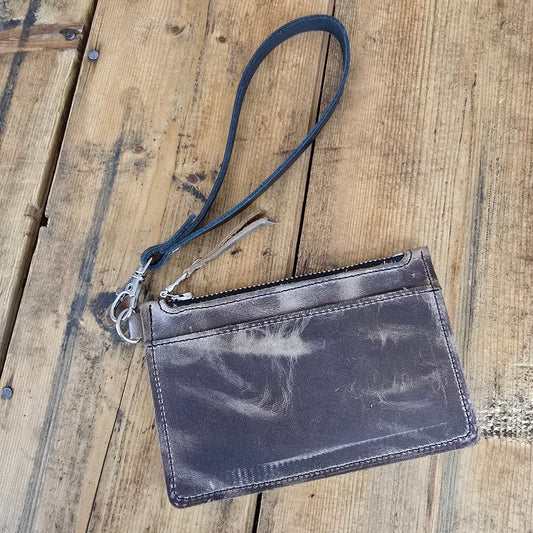 Modesto Clutch - Walnut