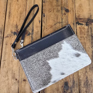 Nashville Clutch (Charcoal) - Jill's Homestead