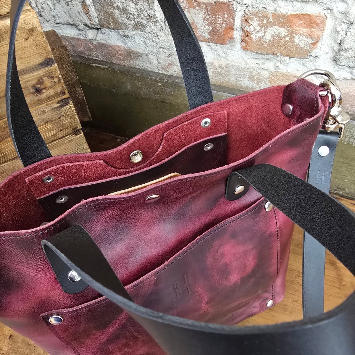 Shorty Tote - Merlot - Jill's Homestead