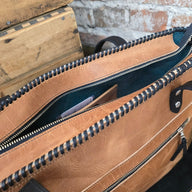 The Daisy (Amaretto/Black) 10642 - Jill's Homestead