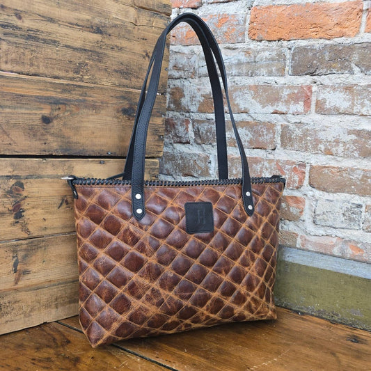 The Daisy - Quilted Caramel - Jill's Homestead