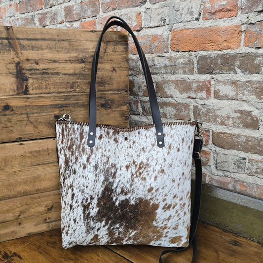The Tote (Black/Chestnut) #11075